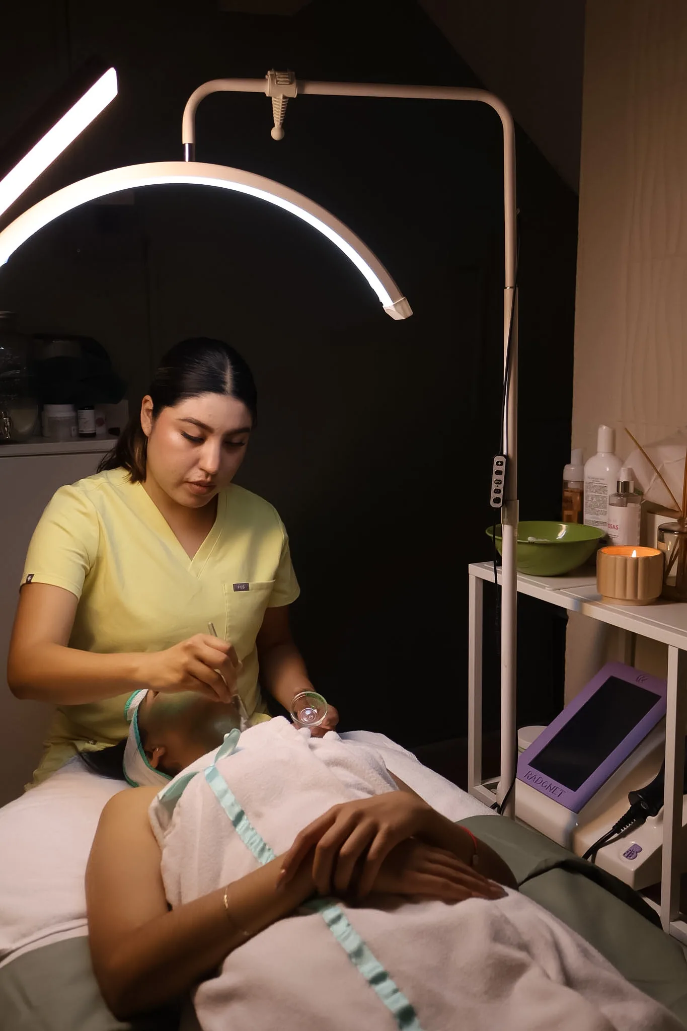 Drenaje linfático en cabina Venus